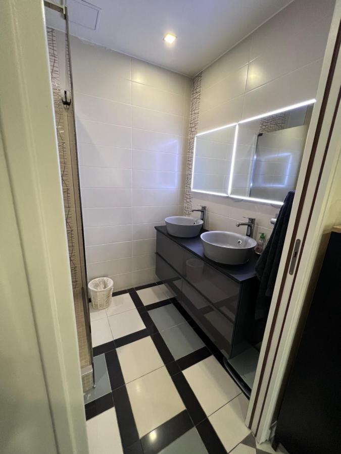 Omarais Guest House Париж Екстер'єр фото